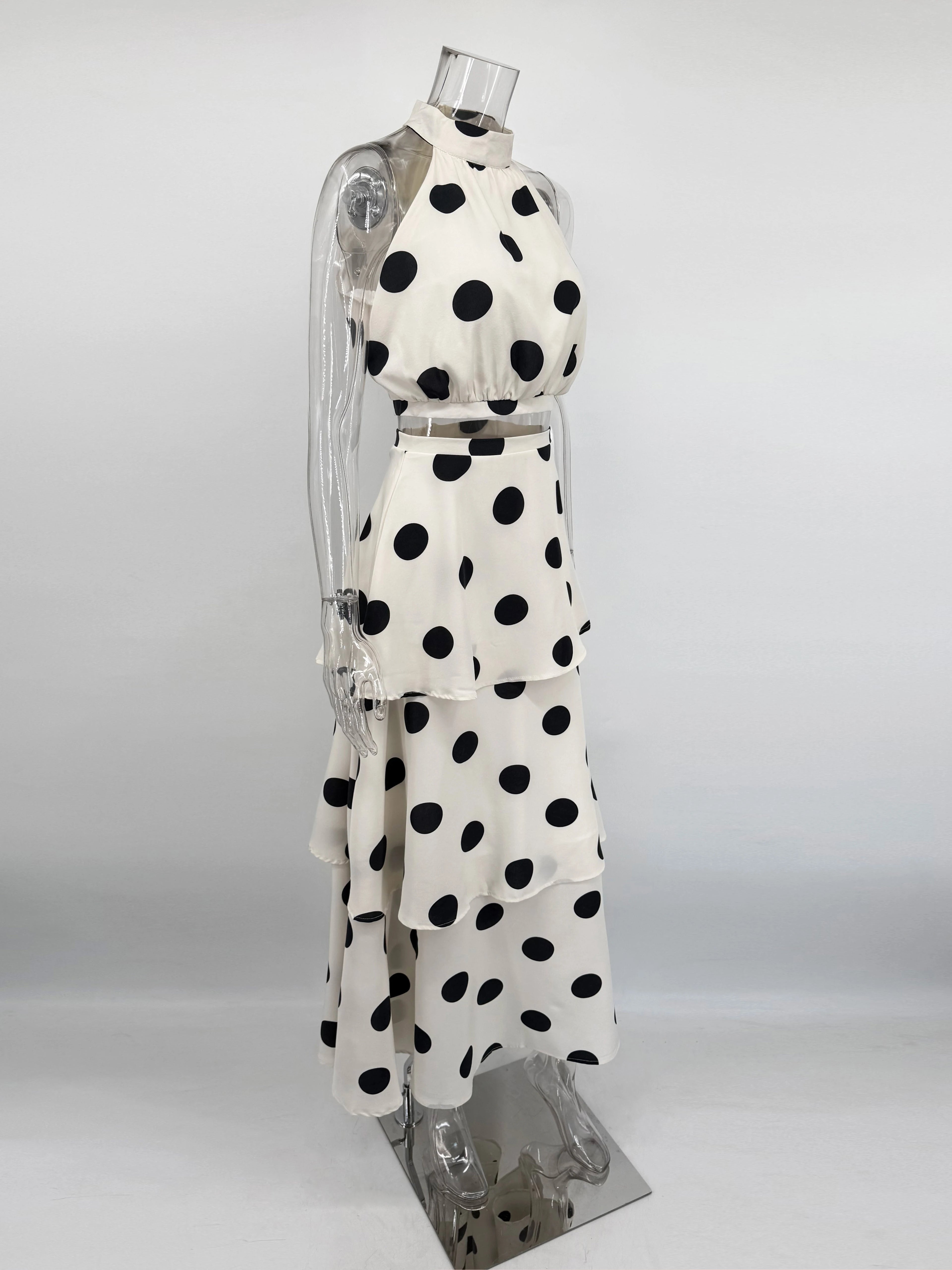 Lunaria Polka set – Timeless Elegance ⚪🖤